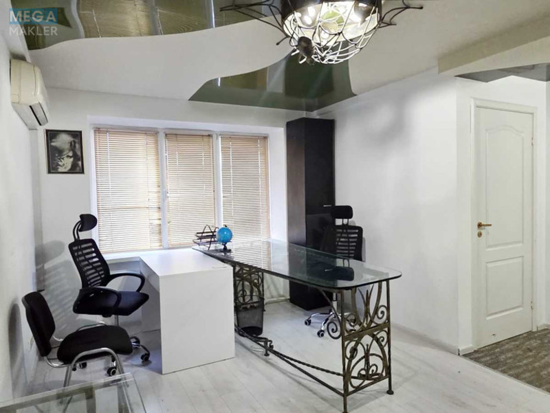 Оренда комерційної нерухомості, 30&nbsp;кв.м, под офис, <a class="location-link" href="/kiev/" title="Недвижимость Київ">Київ</a>, <a class="location-link" href="/kiev/pecherskij/" title="Недвижимость Печерський район">Печерський р-н</a>, Кловський узвіз, 12 (изображение 1)