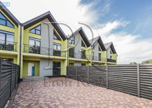 Продаж дома, 3&nbsp;поверху, 92&nbsp;кв.м, 4&nbsp;кімнати, ділянка 2&nbsp;сотки