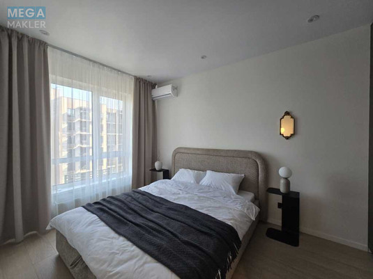 Продаж 1 кімнатної квартири (40/12/16), 8 пов. 10 пов. будинку, <a class="location-link" href="/kiev/" title="Недвижимость Київ">Київ</a>, <a class="location-link" href="/kiev/goloseevskij/" title="Недвижимость Голосіївський район">Голосіївський р-н</a>, Метрологическая ул., 107В (изображение 1)