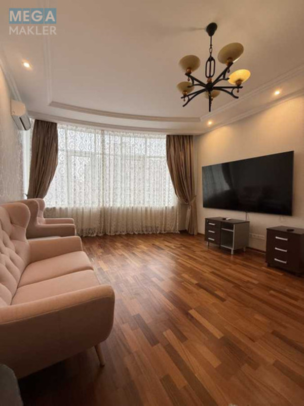 Продаж 3 кімнатної квартири (109,3/61/14,5), 8 пов. 12 пов. будинку, <a class="location-link" href="/kiev/" title="Недвижимость Київ">Київ</a>, <a class="location-link" href="/kiev/goloseevskij/" title="Недвижимость Голосіївський район">Голосіївський р-н</a>, Антоновича вул., 103 (изображение 1)