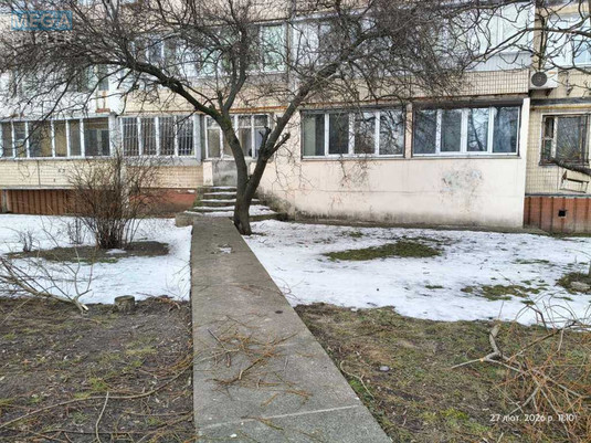 Продаж комерційної нерухомості, 98&nbsp;кв.м, под магазин, <a class="location-link" href="/kiev/" title="Недвижимость Київ">Київ</a>, <a class="location-link" href="/kiev/svyatoshinskij/" title="Недвижимость Святошинський район">Святошинський р-н</a>, Григоровича-Барського вул., 7 (изображение 1)