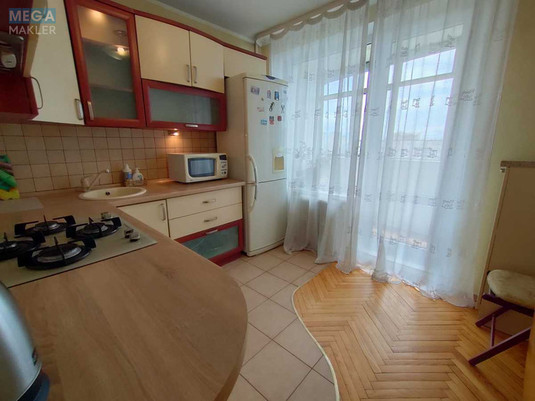 Оренда 3 кімнатної квартири, <a class="location-link" href="/kiev/" title="Недвижимость Київ">Київ</a>, <a class="location-link" href="/kiev/svyatoshinskij/" title="Недвижимость Святошинський район">Святошинський р-н</a>, Леся Курбаса просп., 5Б (изображение 1)