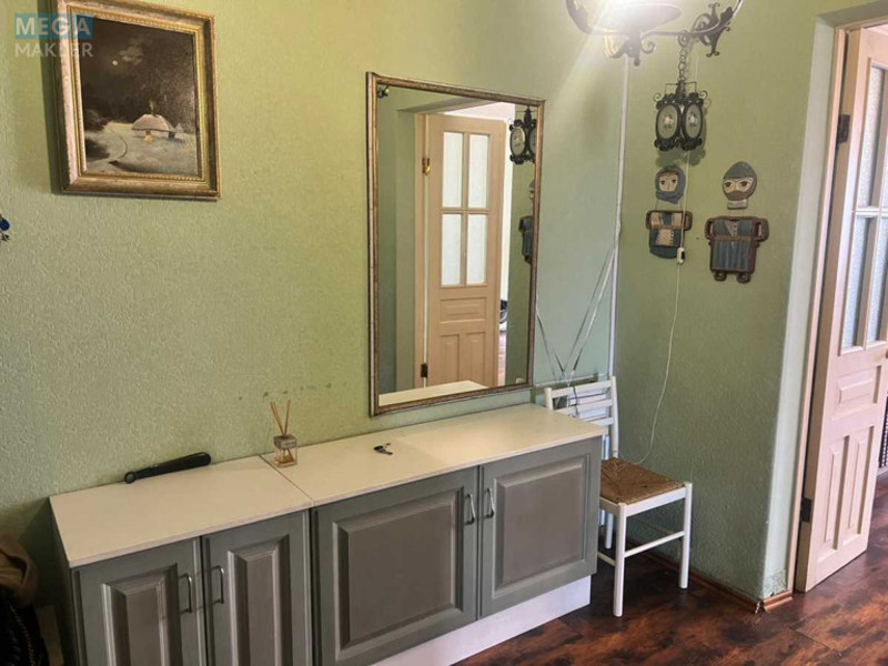 Оренда 2 кімнатної квартири, <a class="location-link" href="/kiev/" title="Недвижимость Київ">Київ</a>, <a class="location-link" href="/kiev/pecherskij/" title="Недвижимость Печерський район">Печерський р-н</a>, Старонаводницкая ул., 4 (изображение 1)