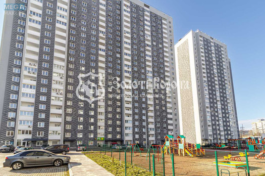 Продаж комерційної нерухомості, 70&nbsp;кв.м, под офис, <a class="location-link" href="/kiev/" title="Недвижимость Київ">Київ</a>, <a class="location-link" href="/kiev/obolonskij/" title="Недвижимость Оболонський район">Оболонський р-н</a>, Коноплянська вул., 22 (изображение 1)