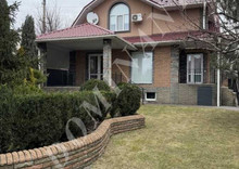 Продаж дома, 2&nbsp;поверху, 255&nbsp;кв.м, 4&nbsp;кімнати, ділянка 8&nbsp;соток