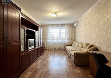 Продаж 3 кімнатної квартири (72/42/7), 2 пов. 10 пов. будинку