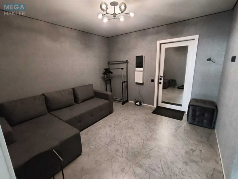 Оренда 1 кімнатної квартири, <a class="location-link" href="/kiev/" title="Недвижимость Київ">Київ</a>, <a class="location-link" href="/kiev/darnickij/" title="Недвижимость Дарницький район">Дарницький р-н</a>, Бориса Антоненка-Давидовича вул., 1 (изображение 1)