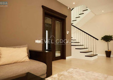 Продаж дома, 3&nbsp;поверху, 357&nbsp;кв.м, 7&nbsp;кімнат, ділянка 6&nbsp;соток