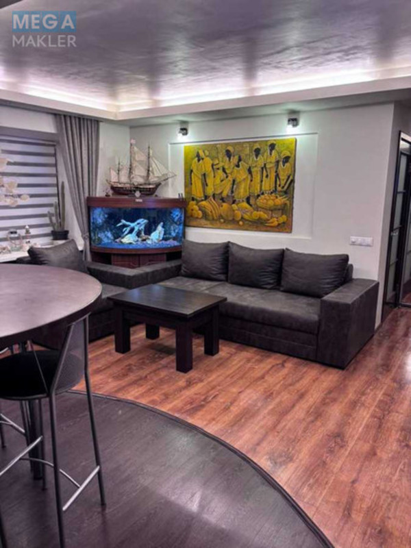 Продаж 3 кімнатної квартири (65/44/7), 2 пов. 9 пов. будинку, <a class="location-link" href="/kiev/" title="Недвижимость Київ">Київ</a>, <a class="location-link" href="/kiev/dneprovskij/" title="Недвижимость Дніпровський район">Дніпровський р-н</a>, Русановская Набережная ул. (изображение 1)