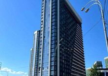 Продаж 3 кімнатної квартири (98/43/23), 22 пов. 26 пов. будинку