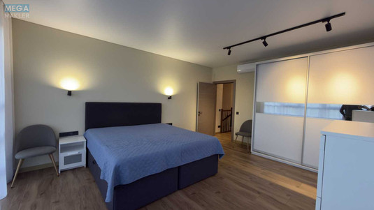 Новобудова, 25 поверхів, <a class="location-link" href="/kiev/" title="Недвижимость Київ">Київ</a>, <a class="location-link" href="/kiev/obolonskij/" title="Недвижимость Оболонський район">Оболонський р-н</a>, Миколи Гулака вул., 4 (изображение 1)