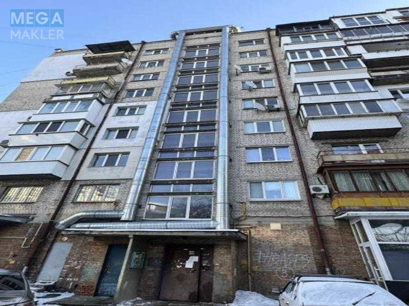 Продаж 2 кімнатної квартири (45,6/?/?), 3 пов. 9 пов. будинку, <a class="location-link" href="/kiev/" title="Недвижимость Київ">Київ</a>, <a class="location-link" href="/kiev/podolskij/" title="Недвижимость Подільський район">Подільський р-н</a>, Набережно-Хрещатицька вул., 11 (изображение 1)
