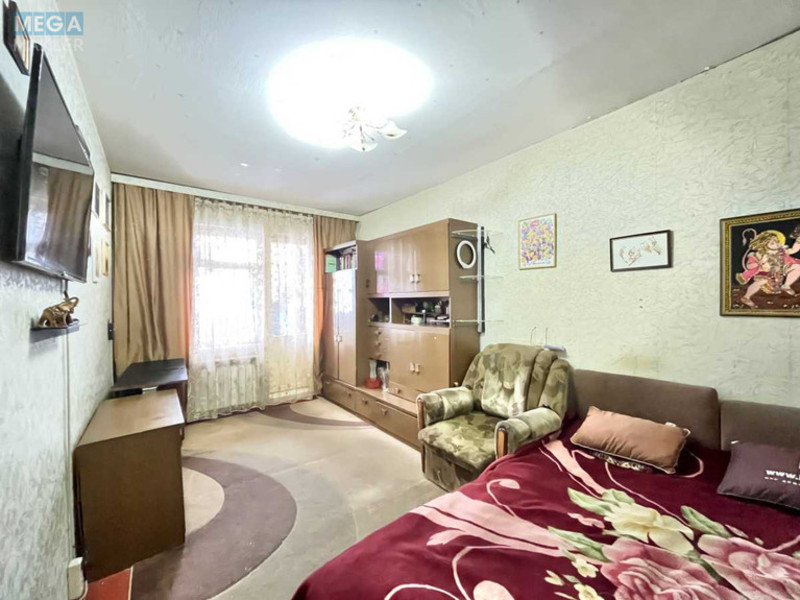 Продаж 1 кімнатної квартири (31/14/7,5), 9 пов. 9 пов. будинку, <a class="location-link" href="/kiev/" title="Недвижимость Київ">Київ</a>, <a class="location-link" href="/kiev/desnyanskij/" title="Недвижимость Деснянський район">Деснянський р-н</a>, Володимира Маяковського просп., 32В (изображение 1)