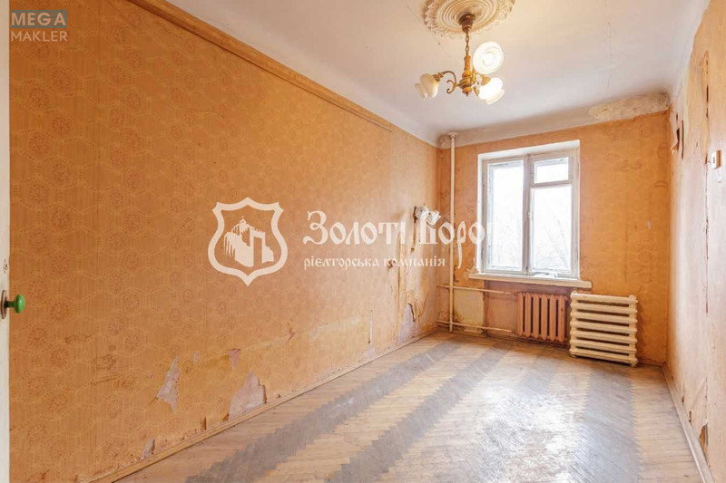 Продаж 3 кімнатної квартири (57/40/6,2), 3 пов. 5 пов. будинку, <a class="location-link" href="/kiev/" title="Недвижимость Київ">Київ</a>, <a class="location-link" href="/kiev/solomenskij/" title="Недвижимость Солом'янський район">Солом'янський р-н</a>, Волгоградська вул., 6 (изображение 1)