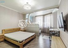 Продаж 1 кімнатної квартири (49/21/10), 15 пов. 25 пов. будинку