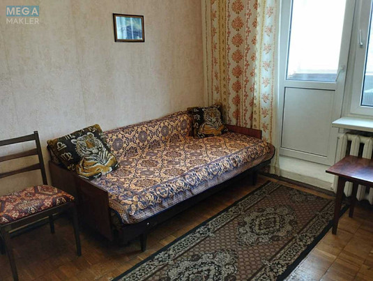 Оренда кімнати (підселення), <a class="location-link" href="/kiev/" title="Недвижимость Київ">Київ</a>, <a class="location-link" href="/kiev/dneprovskij/" title="Недвижимость Дніпровський район">Дніпровський р-н</a>, Братиславська вул., 22 (изображение 1)