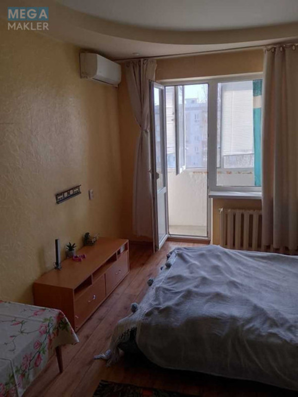 Оренда 1 кімнатної квартири, <a class="location-link" href="/odessa/" title="Недвижимость Одеса">Одеса</a>, <a class="location-link" href="/odessa/suvorovskij/" title="Недвижимость Суворовський район">Суворовський р-н</a>, Добровольского, 89 (изображение 1)