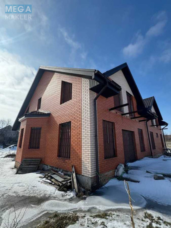 Продаж дома, 2&nbsp;поверху, 240&nbsp;кв.м, 7&nbsp;кімнат, ділянка 12&nbsp;соток, <a class="location-link" href="/martusovka/" title="Недвижимость Мартусівка">Мартусівка</a>, Козацька, 7В (изображение 1)