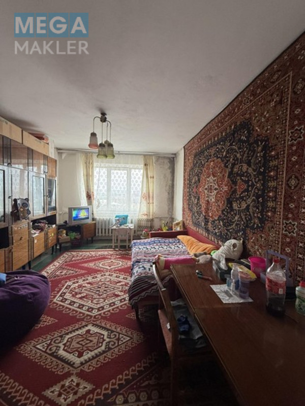 Продаж 3 кімнатної квартири (68/39/8), 9 пов. 9 пов. будинку, <a class="location-link" href="/dnepropetrovsk/" title="Недвижимость Дніпра">Дніпро</a>, <a class="location-link" href="/dnepropetrovsk/zhovtnevyj/" title="Недвижимость Жовтневий район">Жовтневий р-н</a>, космическая (изображение 1)