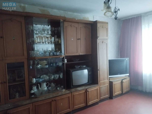 Оренда 1 кімнатної квартири, <a class="location-link" href="/kiev/" title="Недвижимость Київ">Київ</a>, <a class="location-link" href="/kiev/desnyanskij/" title="Недвижимость Деснянський район">Деснянський р-н</a>, Володимира Маяковського просп., 28 (изображение 1)