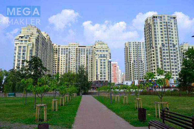 Продаж комерційної нерухомості, 85,80&nbsp;кв.м, под магазин, <a class="location-link" href="/kiev/" title="Недвижимость Київ">Київ</a>, <a class="location-link" href="/kiev/goloseevskij/" title="Недвижимость Голосіївський район">Голосіївський р-н</a>, Академіка Вільямса вул., 19/14 (изображение 1)