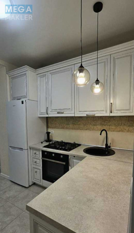 Продаж 1 кімнатної квартири (40/17/15), 3 пов. 10 пов. будинку, <a class="location-link" href="/sofievskaya-borshagovka/" title="Недвижимость Софіївська Борщагівка">Софіївська Борщагівка</a>, Молодіжна, 3 (изображение 1)