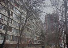 Продаж 3 кімнатної квартири (78/48/7,5), 1 пов. 9 пов. будинку