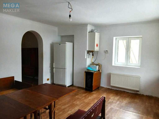 Оренда дома, <a class="location-link" href="/kiev/" title="Недвижимость Київ">Київ</a>, <a class="location-link" href="/kiev/dneprovskij/" title="Недвижимость Дніпровський район">Дніпровський р-н</a>, Паровозная ул. (изображение 1)