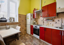 Продаж 2 кімнатної квартири (46/28/6), 2 пов. 4 пов. будинку