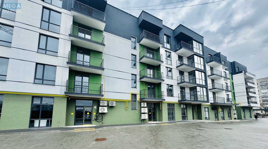 Продаж 1 кімнатної квартири (42,8/15,5/13,5), 5 пов. 5 пов. будинку, <a class="location-link" href="/priluckoe/" title="Недвижимость Прилуцьке">Прилуцьке</a>, Захисників України, 40 (изображение 1)