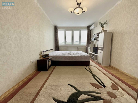 Продаж 1 кімнатної квартири (35/16/8), 9 пов. 16 пов. будинку, <a class="location-link" href="/kiev/" title="Недвижимость Київ">Київ</a>, <a class="location-link" href="/kiev/desnyanskij/" title="Недвижимость Деснянський район">Деснянський р-н</a>, Шолом-Алейхема вул., 8 (изображение 1)