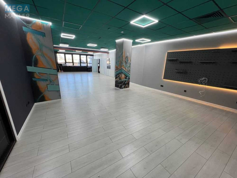 Оренда комерційної нерухомості, 150&nbsp;кв.м, под офис, <a class="location-link" href="/kiev/" title="Недвижимость Київ">Київ</a>, <a class="location-link" href="/kiev/pecherskij/" title="Недвижимость Печерський район">Печерський р-н</a>, Евгения Коновальца ул., 36Д (изображение 1)