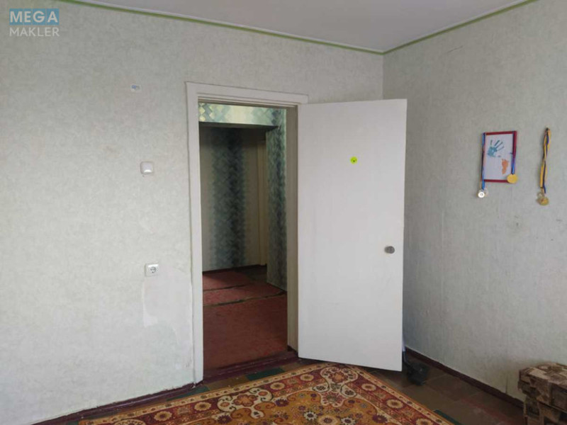 Продаж 3 кімнатної квартири (71/43/9), 1 пов. 2 пов. будинку, <a class="location-link" href="/dolinskoe-selo-dp/" title="Недвижимость Долинське">Долинське</a>, Дружби, 3 (изображение 1)