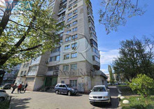 Продаж 1 кімнатної квартири (33/17/8), 13 пов. 14 пов. будинку