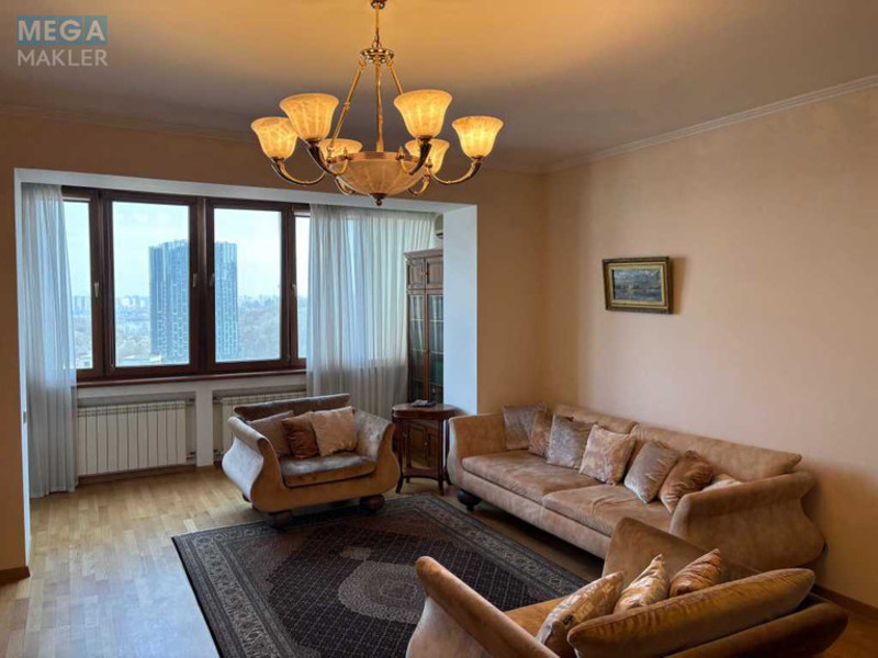 Оренда 2 кімнатної квартири, <a class="location-link" href="/kiev/" title="Недвижимость Київ">Київ</a>, <a class="location-link" href="/kiev/pecherskij/" title="Недвижимость Печерський район">Печерський р-н</a>, Старонаводницкая ул., 8а (изображение 1)