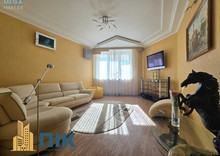 Продаж 2 кімнатної квартири (80/37/14), 7 пов. 8 пов. будинку