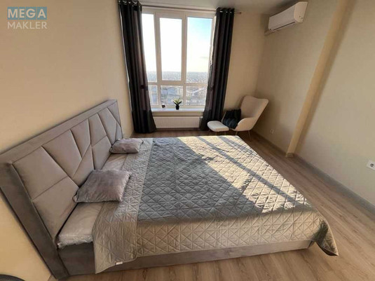 Оренда 1 кімнатної квартири, <a class="location-link" href="/kiev/" title="Недвижимость Київ">Київ</a>, <a class="location-link" href="/kiev/goloseevskij/" title="Недвижимость Голосіївський район">Голосіївський р-н</a>, Академіка Глушкова просп., 42 (изображение 1)