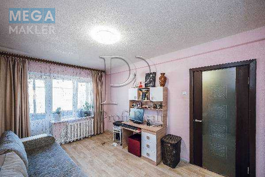 Продаж 1 кімнатної квартири (28/15/7), 5 пов. 5 пов. будинку, <a class="location-link" href="/kiev/" title="Недвижимость Київ">Київ</a>, <a class="location-link" href="/kiev/dneprovskij/" title="Недвижимость Дніпровський район">Дніпровський р-н</a>, Сєрова Валентина вулиця, 30 (изображение 1)