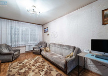 Продаж 3 кімнатної квартири (70,1/38,4/9,4), 7 пов. 9 пов. будинку