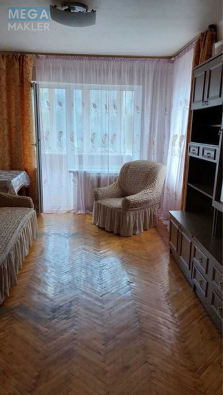 Продаж 2 кімнатної квартири (50/?/7), 5 пов. 5 пов. будинку, <a class="location-link" href="/kiev/" title="Недвижимость Київ">Київ</a>, <a class="location-link" href="/kiev/dneprovskij/" title="Недвижимость Дніпровський район">Дніпровський р-н</a>, Валентина Серова ул. (изображение 1)