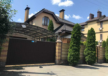 Продаж дома, 2&nbsp;поверху, 265,40&nbsp;кв.м, 5&nbsp;кімнат, ділянка 7,60&nbsp;соток