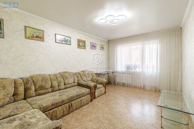 Продаж 3 кімнатної квартири (74,4/43/8,2), 6 пов. 13 пов. будинку, <a class="location-link" href="/kiev/" title="Недвижимость Київ">Київ</a>, <a class="location-link" href="/kiev/svyatoshinskij/" title="Недвижимость Святошинський район">Святошинський р-н</a>, Академіка Єфремова вул., 3 (изображение 1)