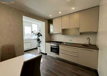 Продаж 2 кімнатної квартири (63/34/15), 7 пов. 10 пов. будинку