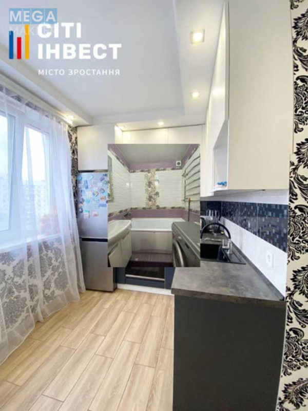 Продаж 2 кімнатної квартири (51/29/8), 7 пов. 16 пов. будинку, <a class="location-link" href="/kharkov/" title="Недвижимость Харків">Харків</a>, <a class="location-link" href="/kharkov/moskovskij/" title="Недвижимость Московський район">Московський р-н</a>, Гарібальді, 12 (изображение 1)