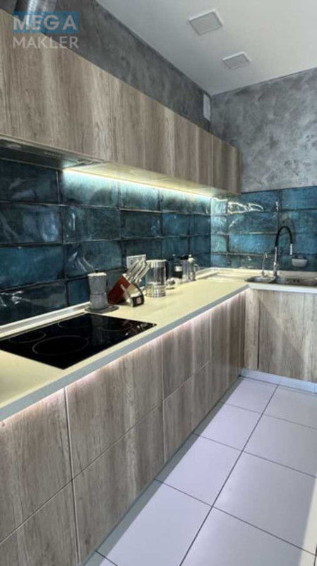 Продаж 3 кімнатної квартири (123/45/30), 15 пов. 16 пов. будинку, <a class="location-link" href="/ukrainka/" title="Недвижимость Українка">Українка</a>, Будівельників, 14в (изображение 1)