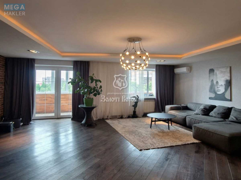 Продаж 3 кімнатної квартири (126,3/70/13,7), 12 пов. 16 пов. будинку, <a class="location-link" href="/brovary/" title="Недвижимость Бровари">Бровари</a>, Незалежності бульв., 17 (изображение 1)