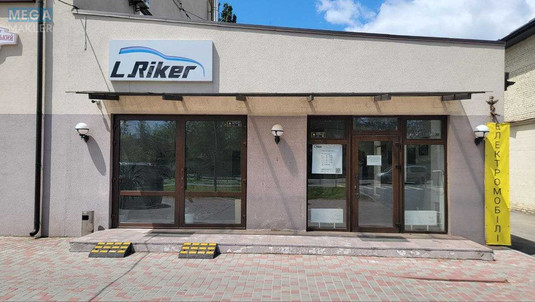 Оренда комплексу будівель та споруд, 93&nbsp;кв.м, под производство, <a class="location-link" href="/kiev/" title="Недвижимость Київ">Київ</a>, <a class="location-link" href="/kiev/solomenskij/" title="Недвижимость Солом'янський район">Солом'янський р-н</a>, Повітрофлотський просп., 90 (изображение 1)