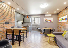 Продаж 2 кімнатної квартири (74,2/36/14), 6 пов. 8 пов. будинку