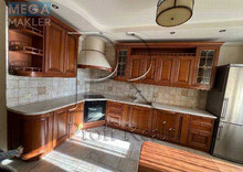 Продаж 3 кімнатної квартири (106/62/14), 13 пов. 17 пов. будинку