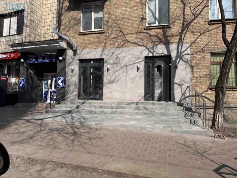 Продаж комерційної нерухомості, 80&nbsp;кв.м, под магазин, <a class="location-link" href="/kiev/" title="Недвижимость Київ">Київ</a>, <a class="location-link" href="/kiev/pecherskij/" title="Недвижимость Печерський район">Печерський р-н</a>, Михайла Бойчука вул., 25 (изображение 1)